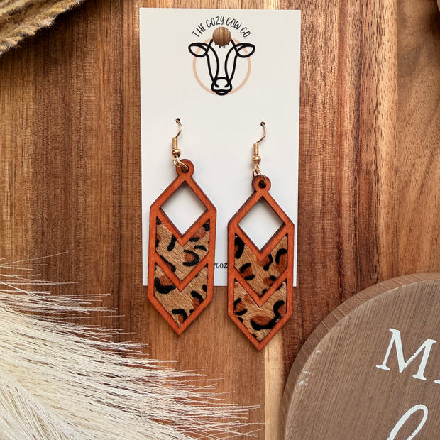 Cowhide Arrow