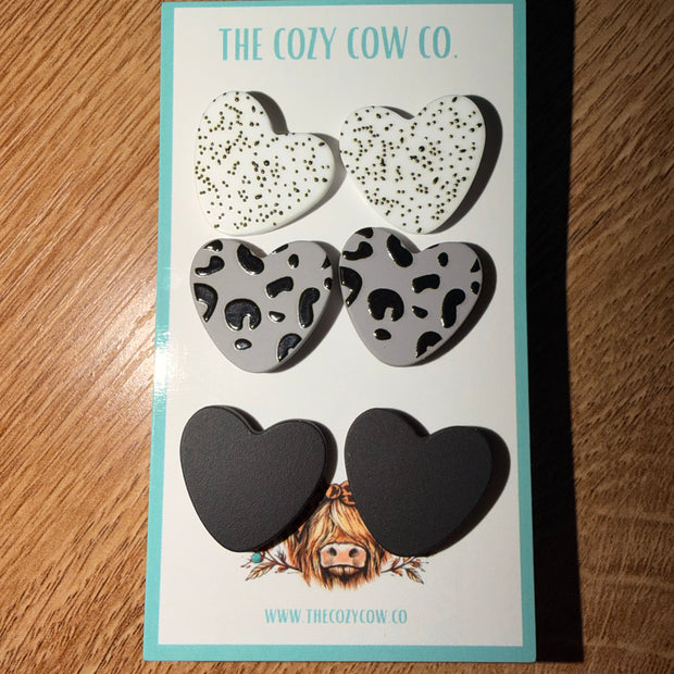 Black heart studs